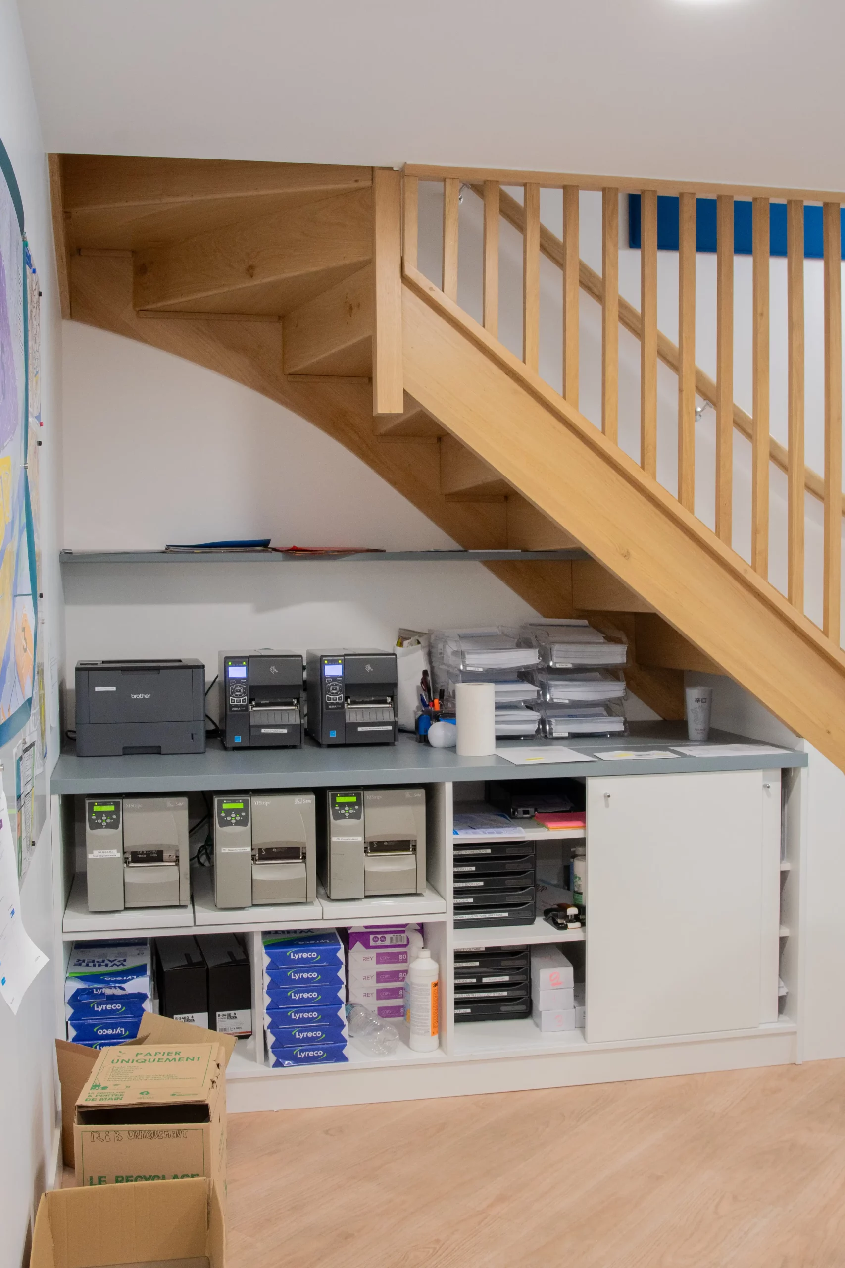 Espace repro sous l'escalier