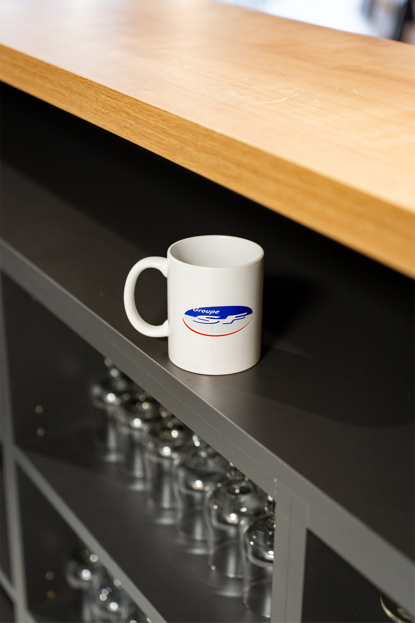 Intérieur du bar salle de pause groupe SF